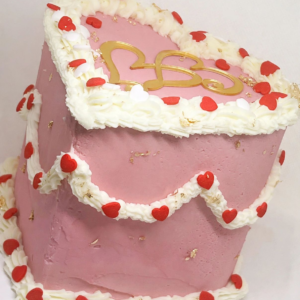 4 inch Heart-Shaped Cake & Cupcake